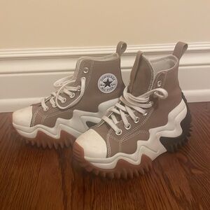 Run star motion platform converse